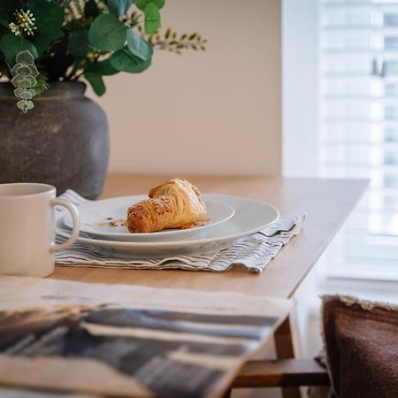 Royal House Stylish Apartments - Честер Экстерьер фото