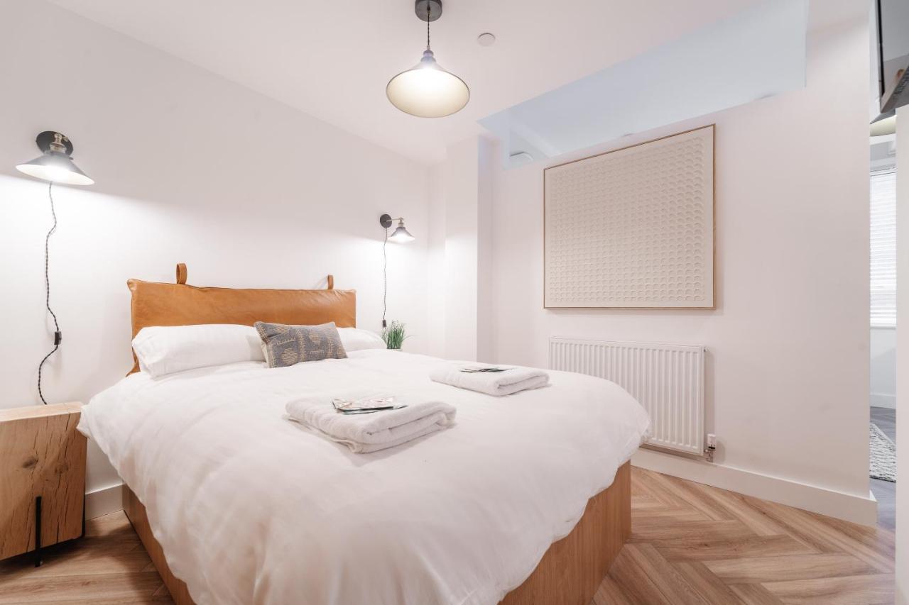 Royal House Stylish Apartments - Честер Экстерьер фото