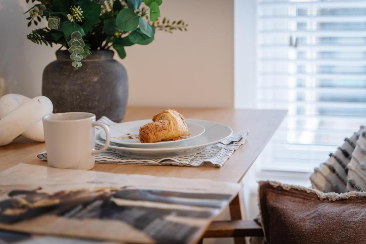 Royal House Stylish Apartments - Честер Экстерьер фото